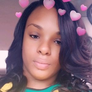 Meet your Posher, Victoria